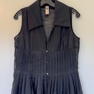 Ming Size 2 Pleated Flared Blouse